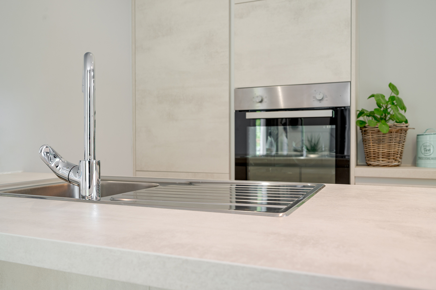 LROOur-10-01 (9).jpg