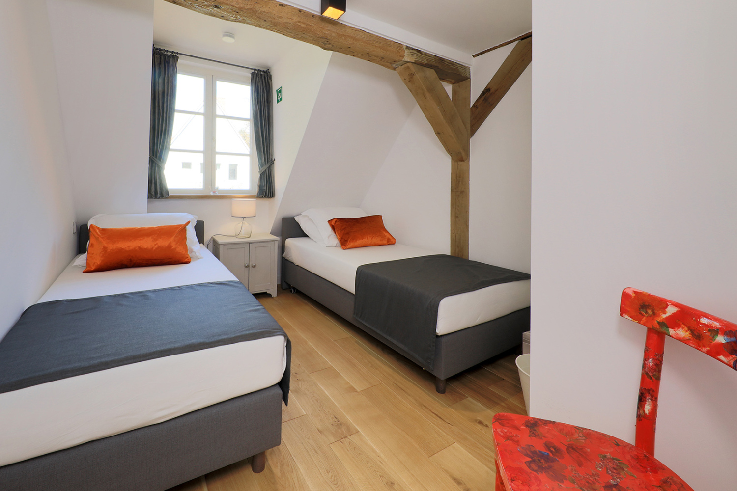 OG Vorne Schlafen 1.jpg