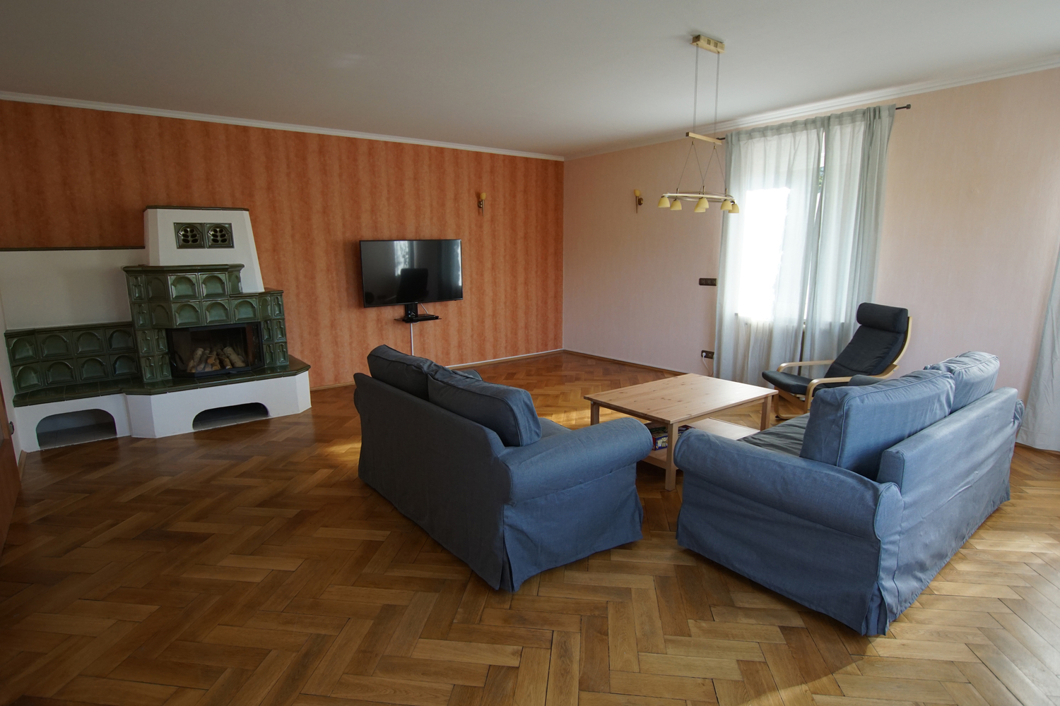 Wohnzimmer 1 groß.jpg