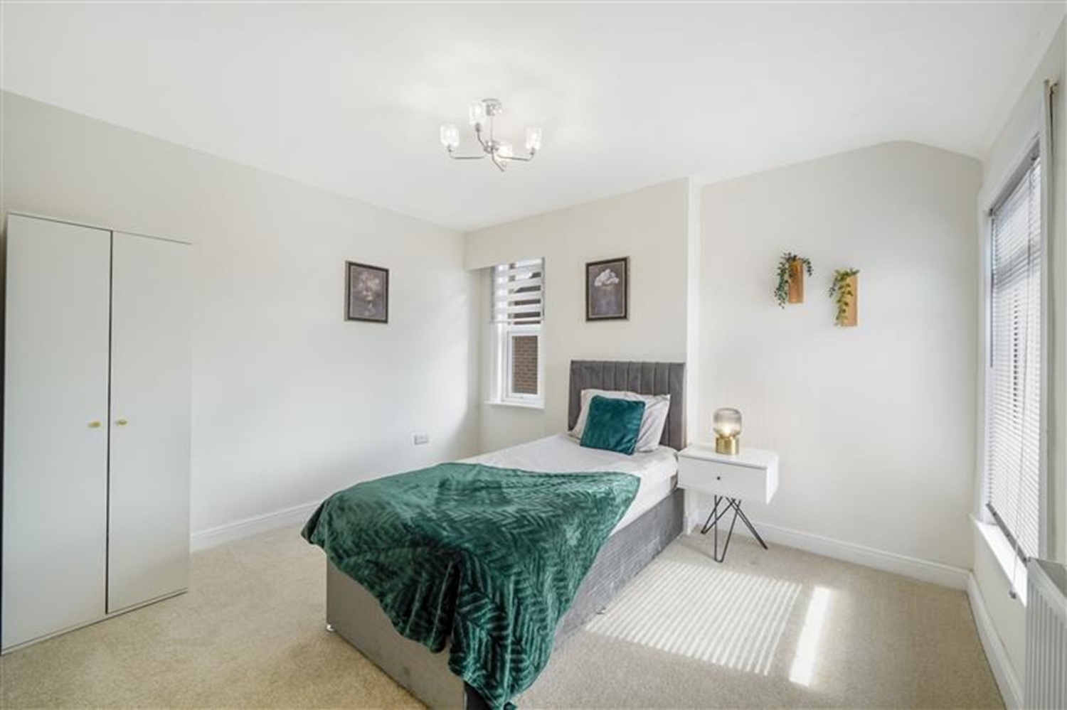 85 Harrowden Road - Ga72o1xugDH89pGFm3dB.jpg