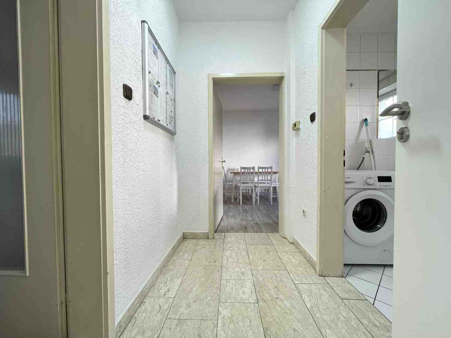 SAD221_(EG) Augustinstraße 10, 92421 Schwandorf (9).jpg