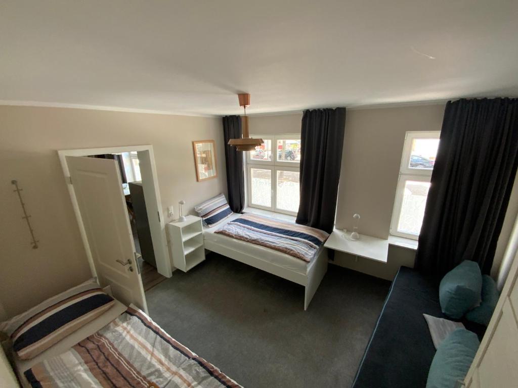 Großes Schlafz. 3 Einzelbetten.jpg