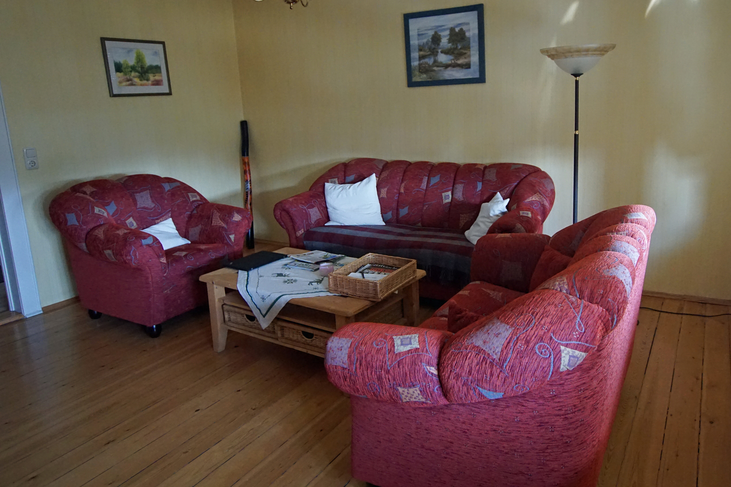 Wohnung 2 Wohnzimmer 001 groß .JPG