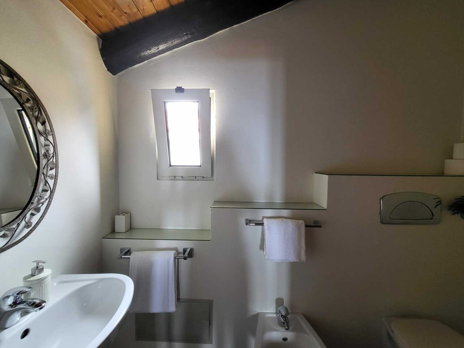 WhatsApp Image 2023-12-04 at 16.54.42.jpeg