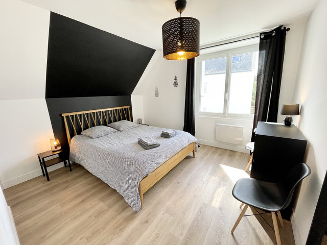 CARNAC CHAMBRE KERMARIO.jpeg