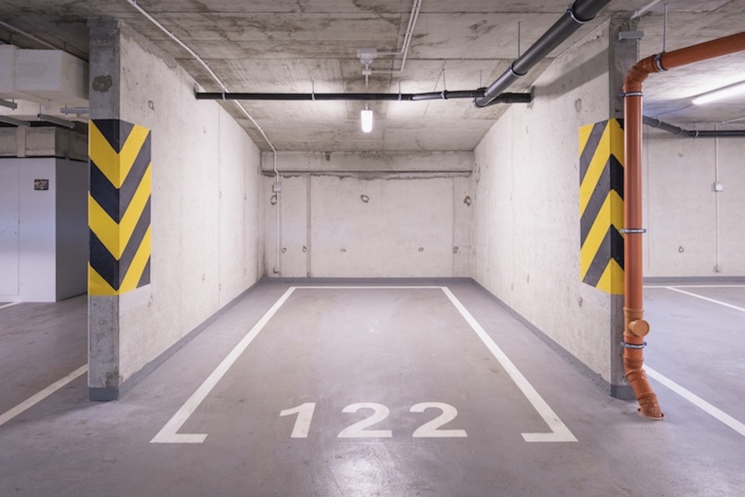 miejsce parkingowe obok atlas arena Łódź mieszkanie na wynajem.jpg