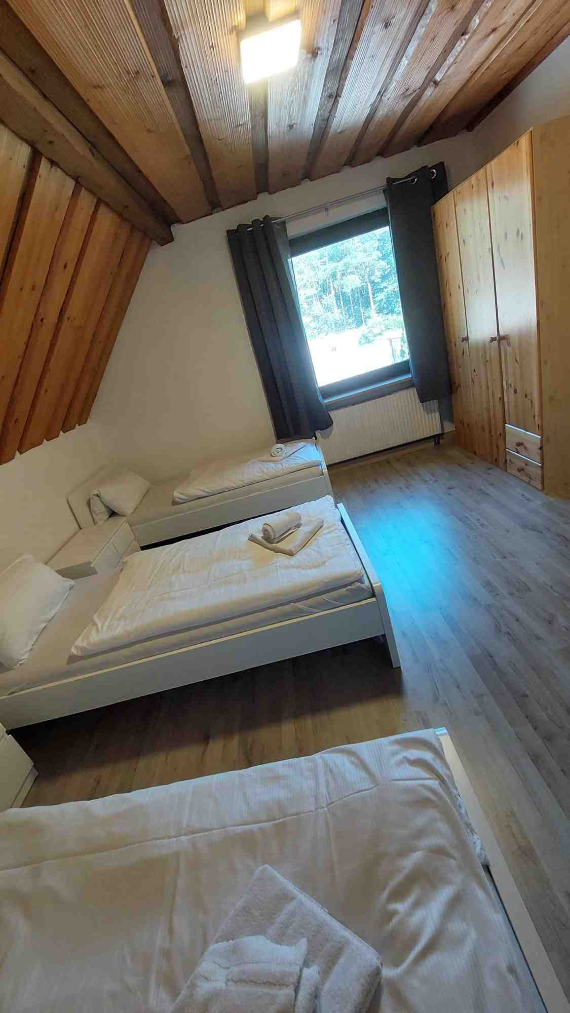 WA122_Am Rasthof 1, 92442 Wackersdorf (7).jpg