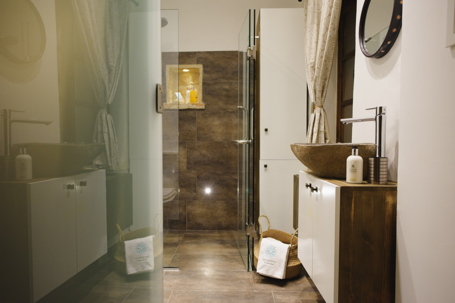 22 MAH19_1944 Serenity House.jpg