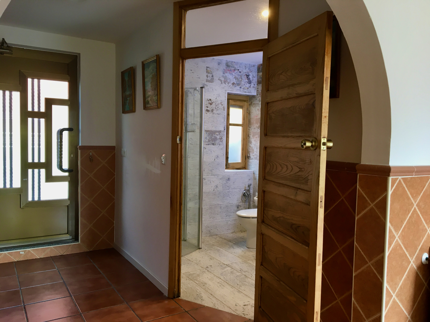 47 apartamento recibidor.jpeg