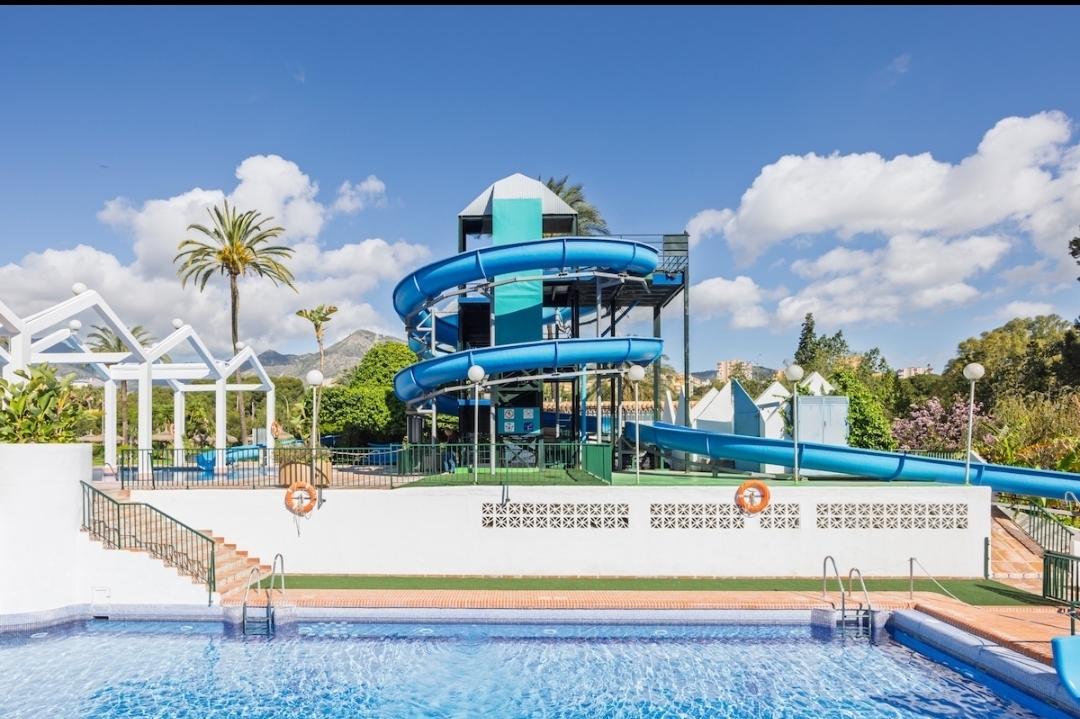 Piscina Sirena 3.jpg