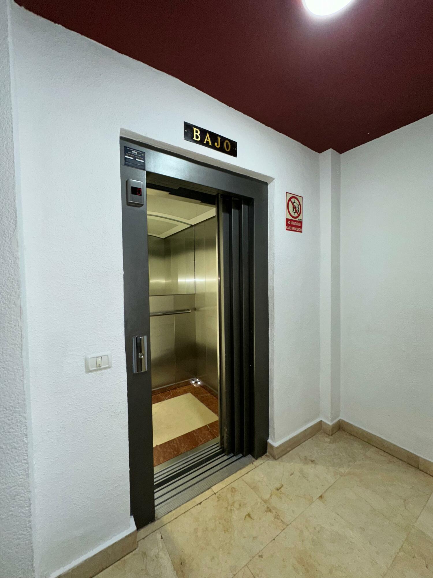 ascensor.jpeg