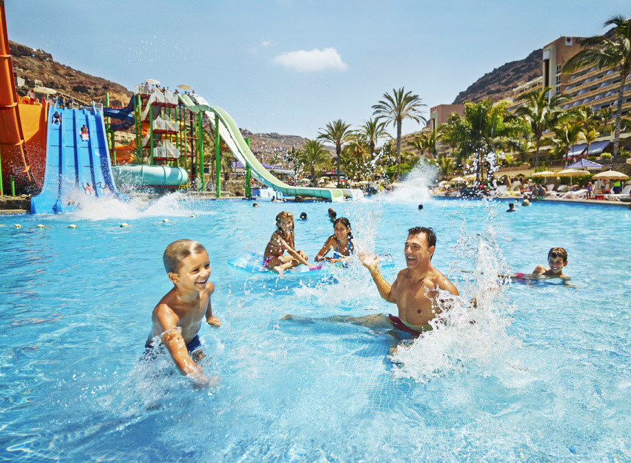 18_SEP_920x675 Oasis Wasserpark.jpg