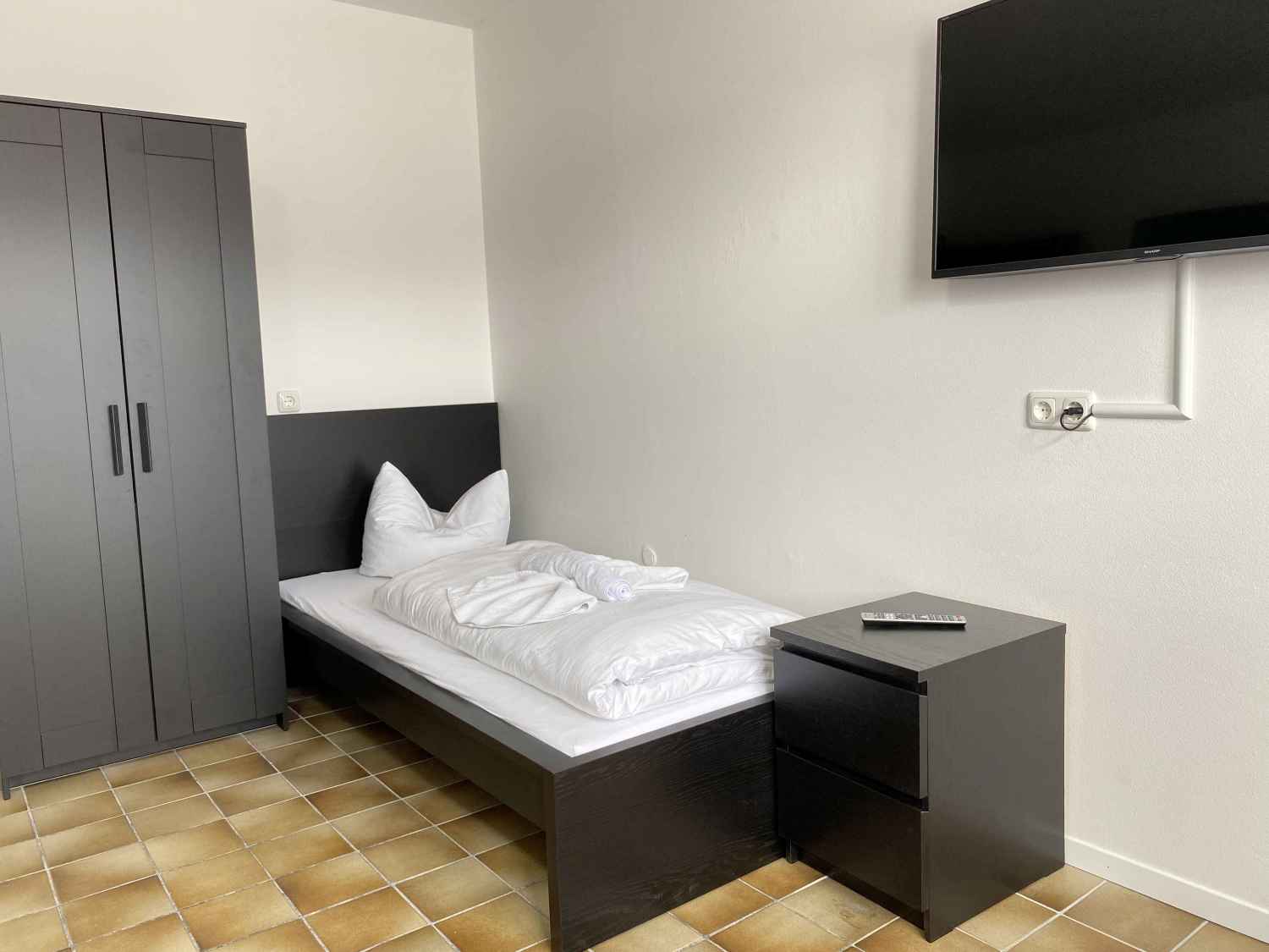 SAD202_(2. OG) Sonnenhöhe 10, 92421 Schwandorf (12).jpg