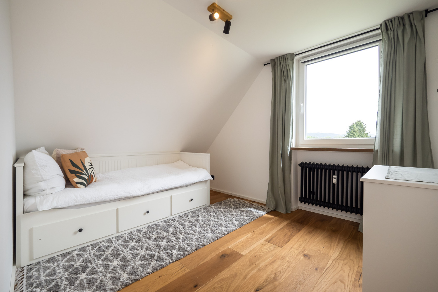 Kinderzimmer (1 von 4).jpg