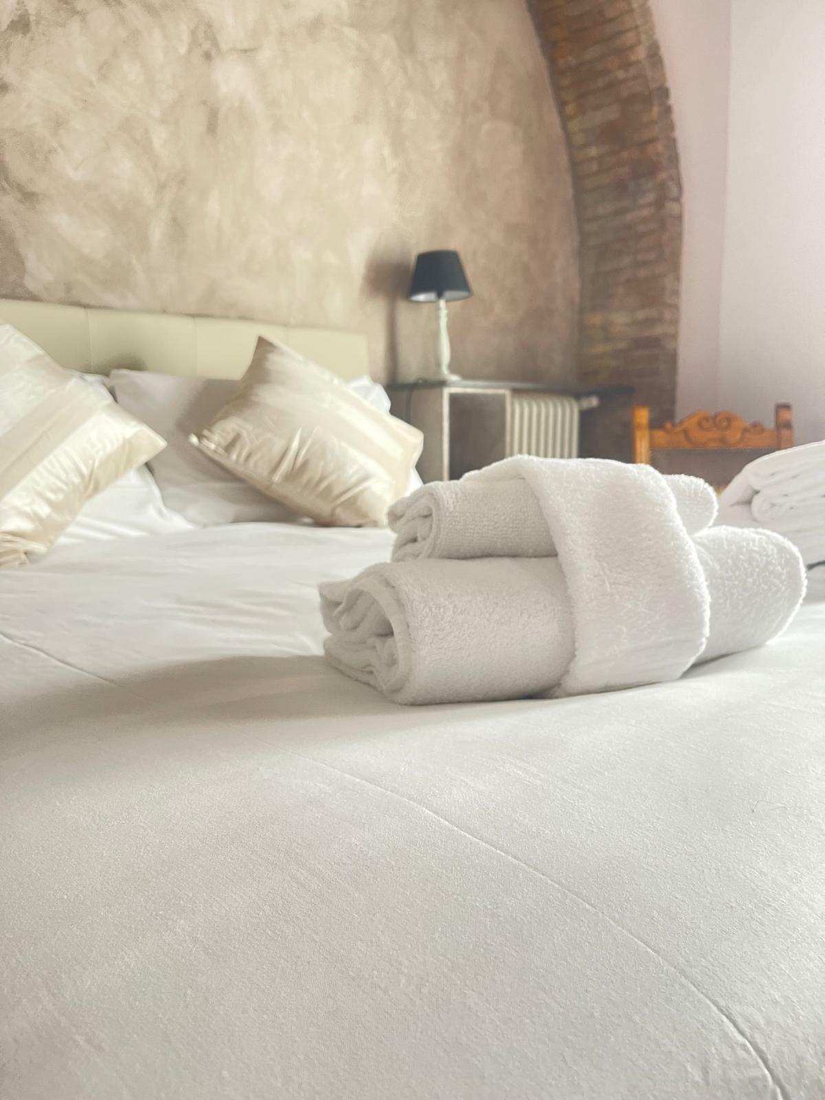 WhatsApp Image 2024-04-18 at 14.49.02 (2).jpeg