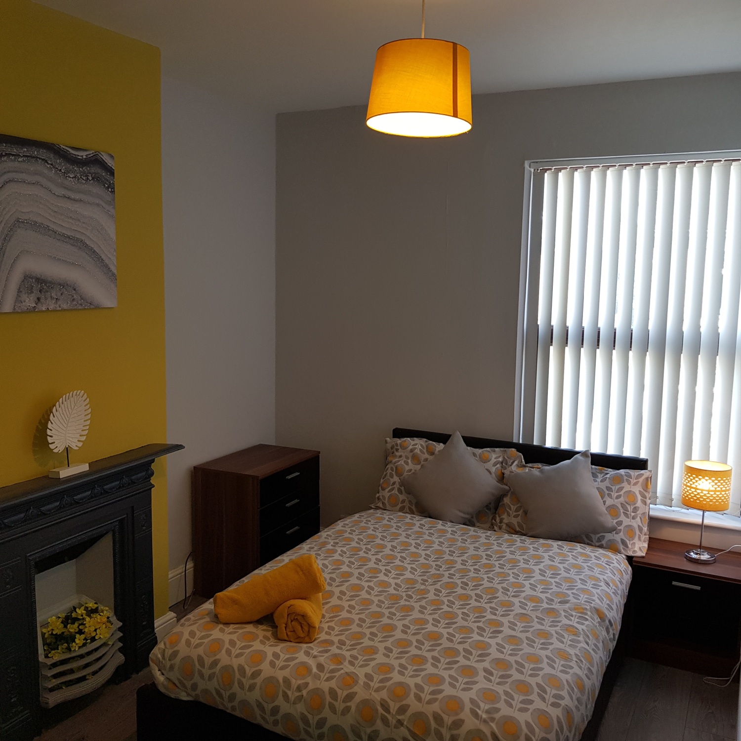 Hollis House Bed 1.jpg