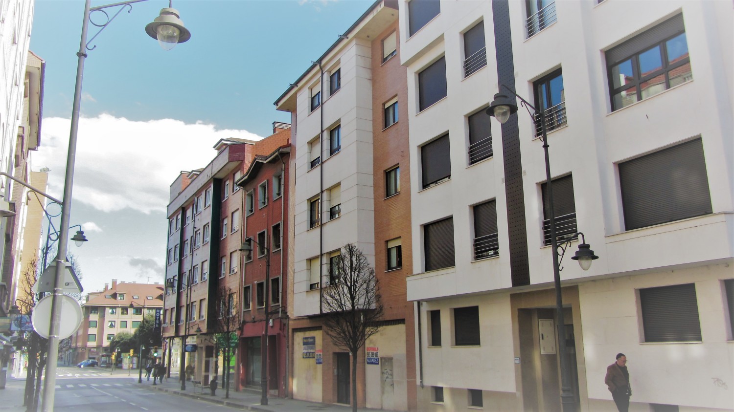 71 Fachada Calle.jpg