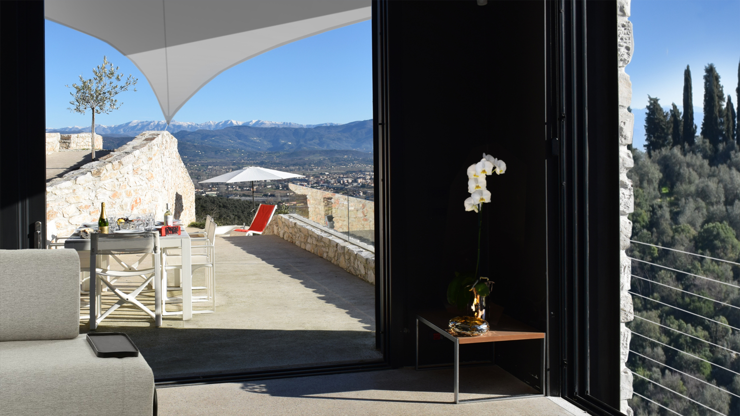 Villa Farfallina Main terrace.jpg