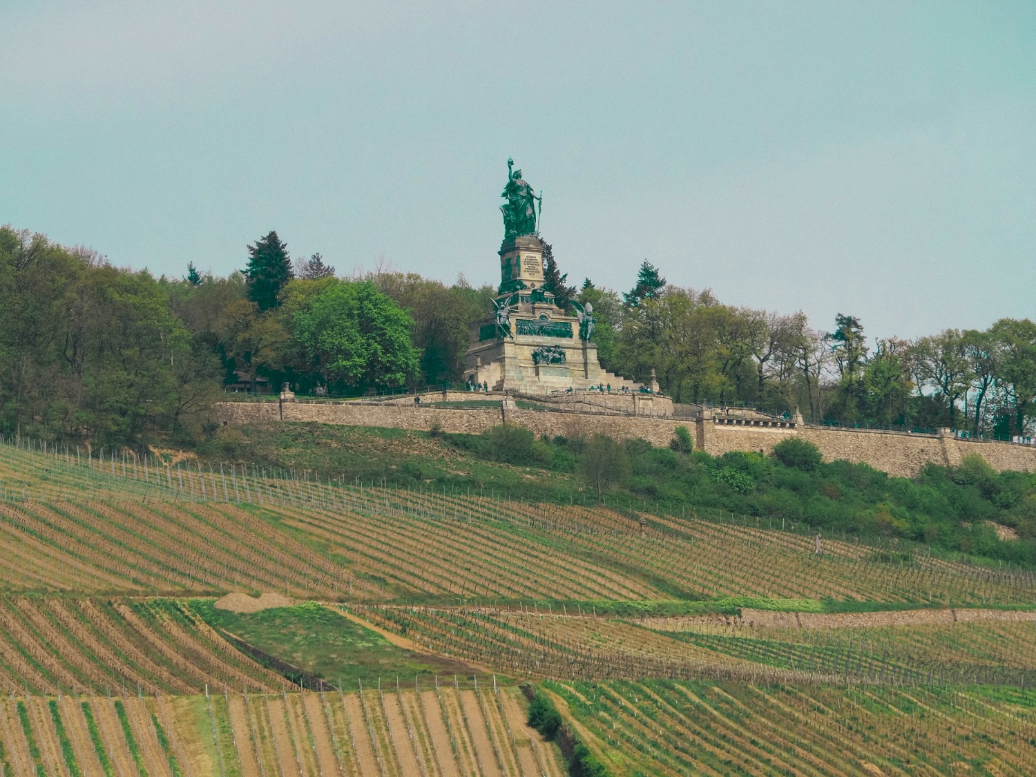 Aussicht Germania nah.jpg