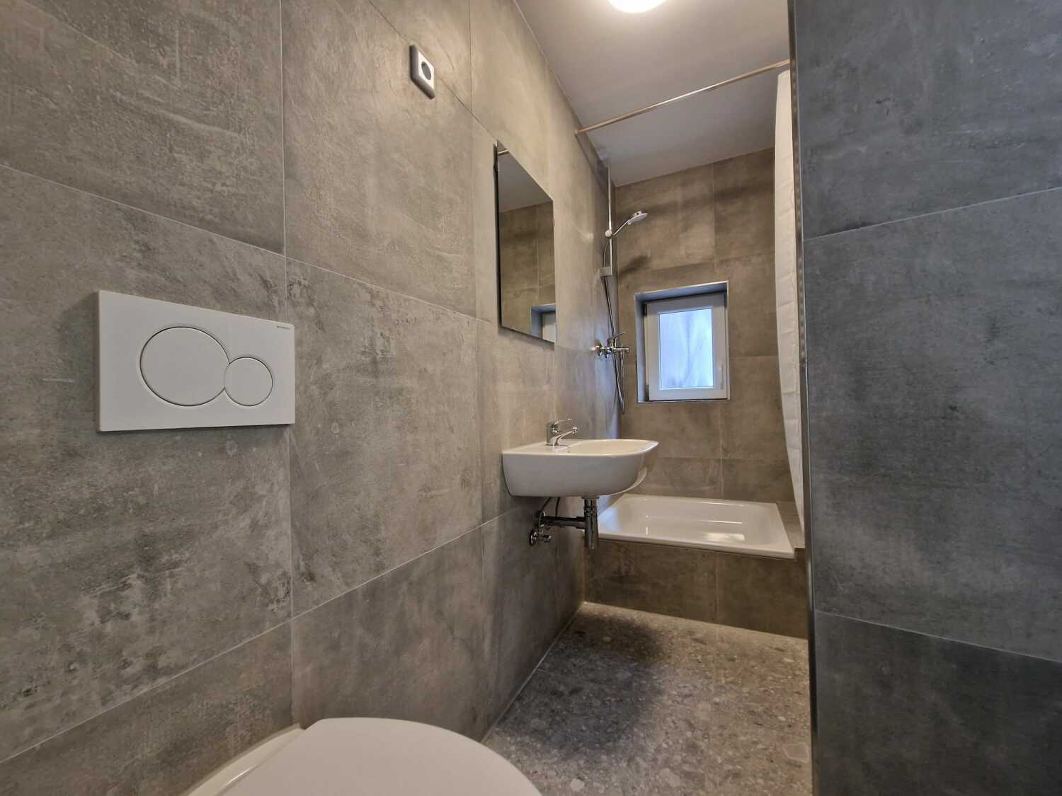 WhatsApp Image 2023-03-28 at 22.00.16 (5).jpeg