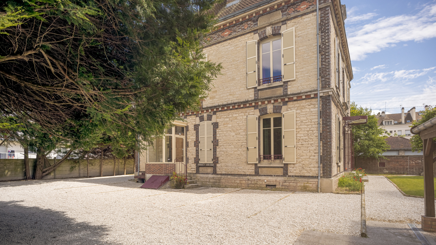 BW7A0746-Panorama HDR-2.jpg