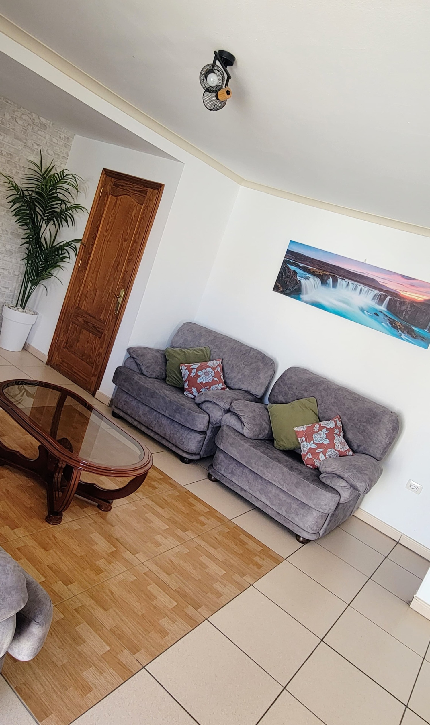 WhatsApp Image 2024-04-10 at 08.57.02.jpeg