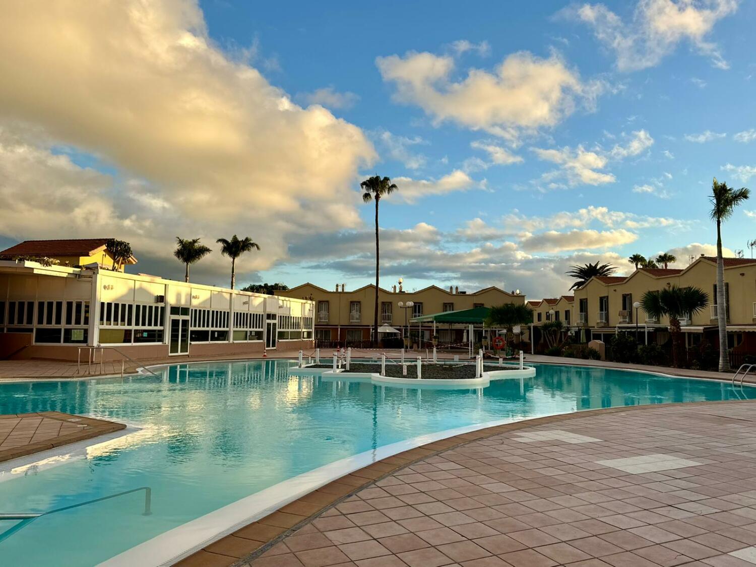 WhatsApp Image 2025-10-31 at 19.36.15 (2).jpeg