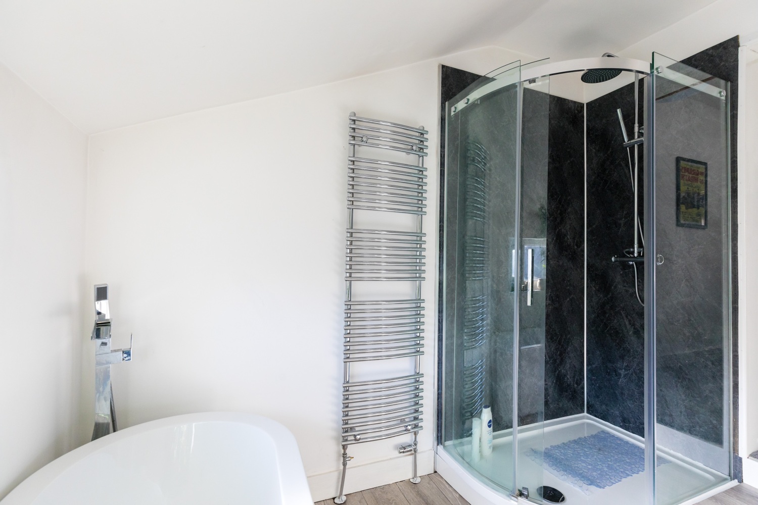 147 Treharris St 040.jpg