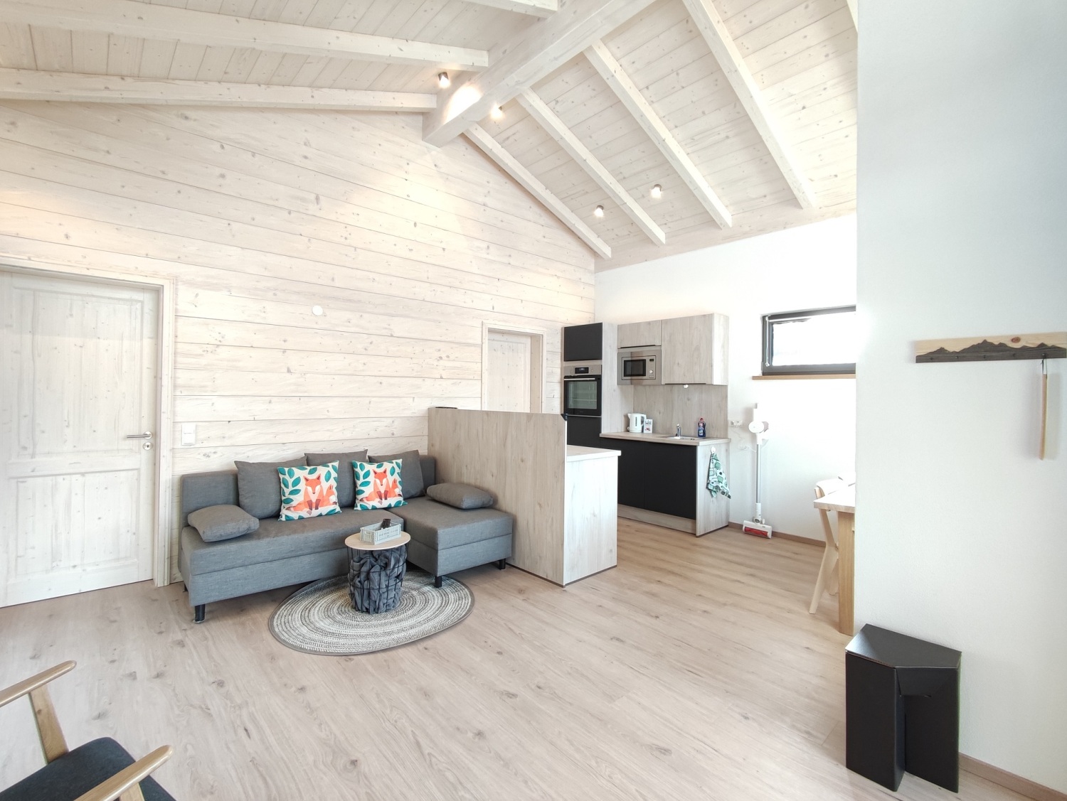 Innen Küche_WZ low res.jpg