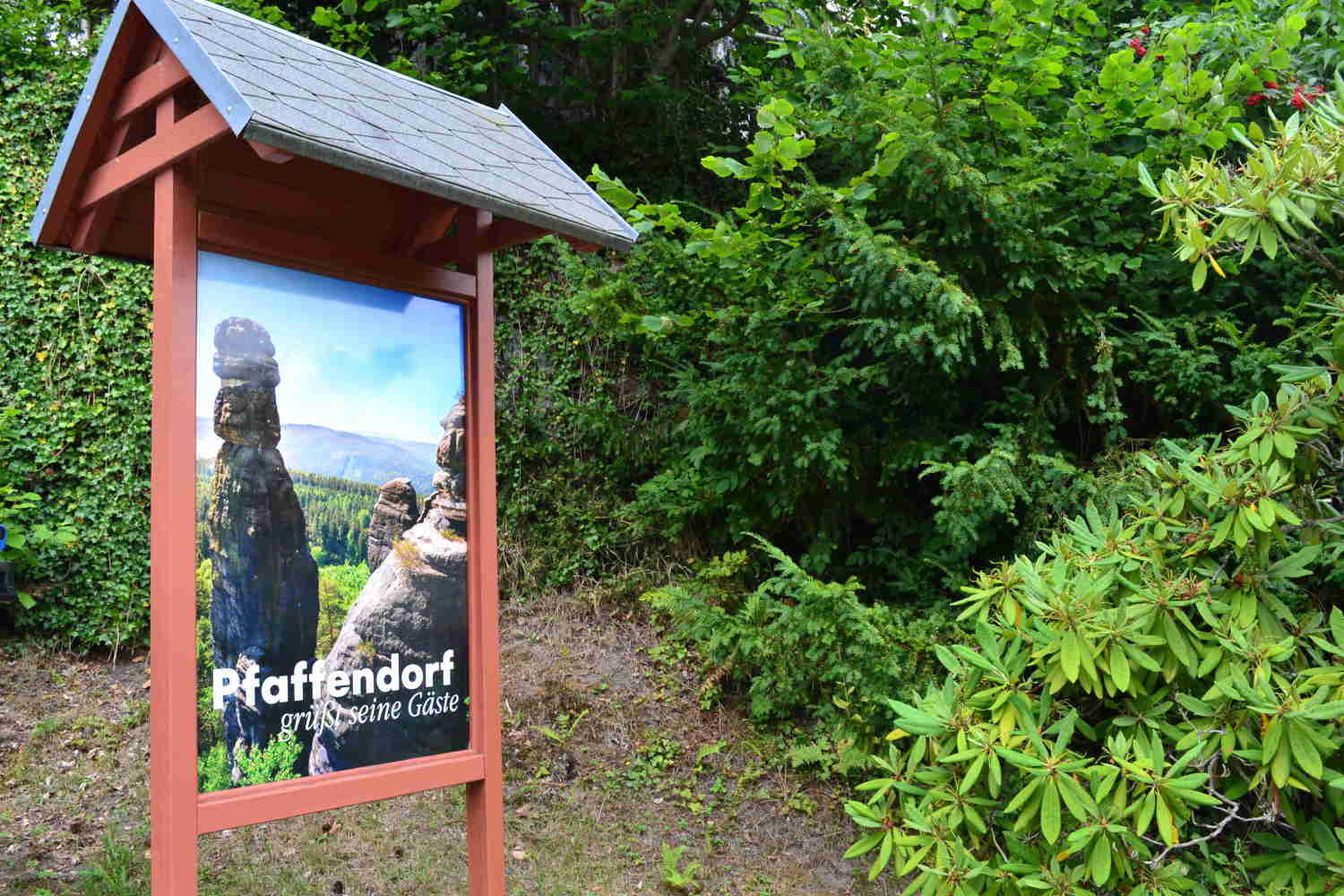 Pfaffendorf begrüßt seine Gäste.jpg