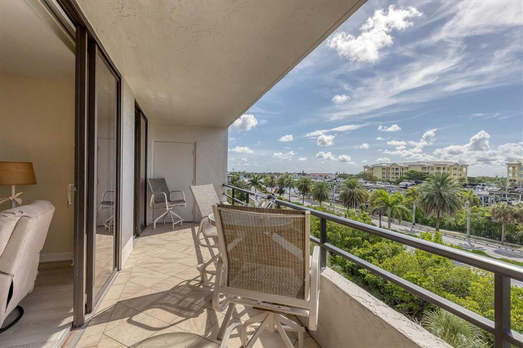 AnyConv.com__d003 (24).jpg