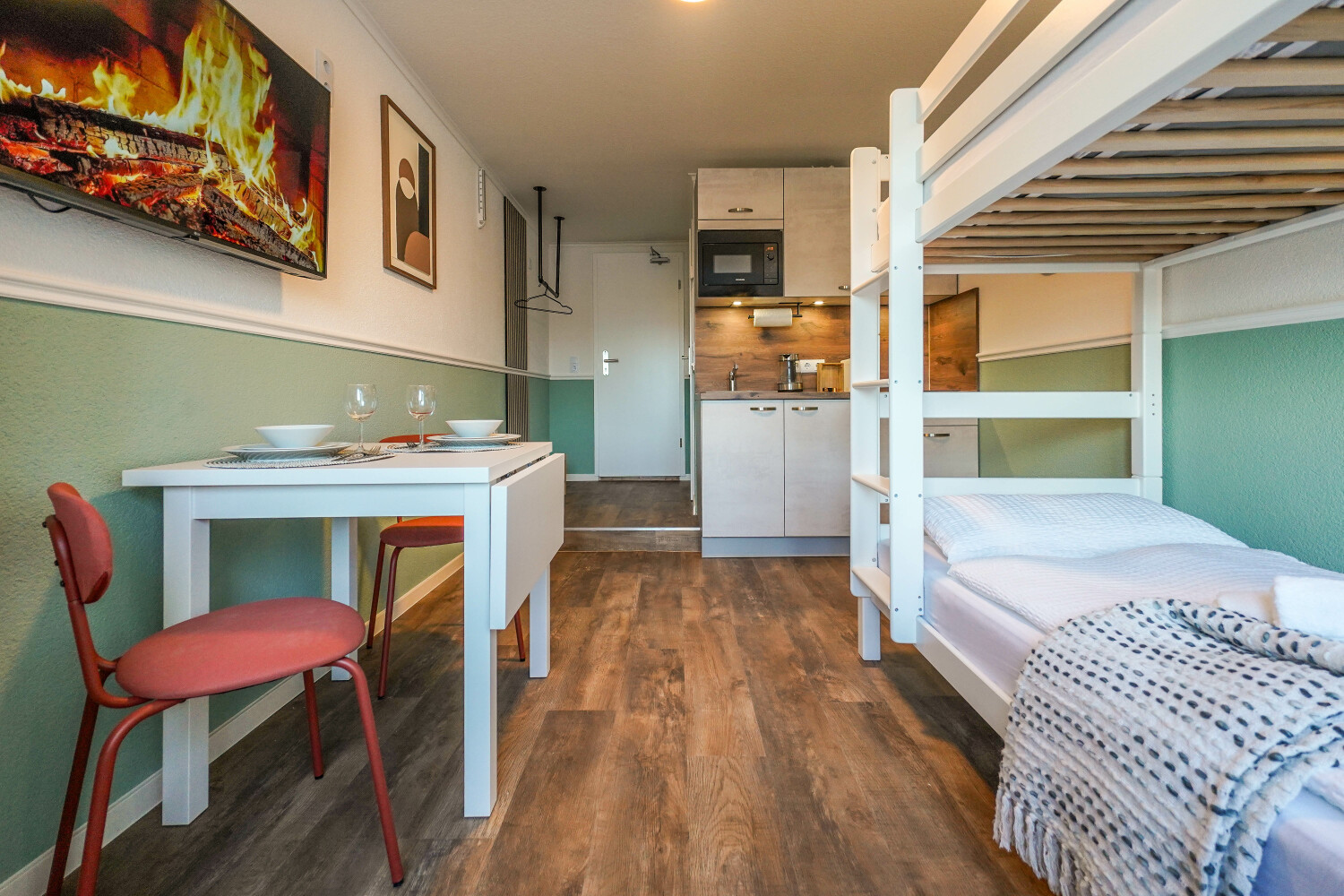 2025_BaLa Suites SOLIS 8.jpg