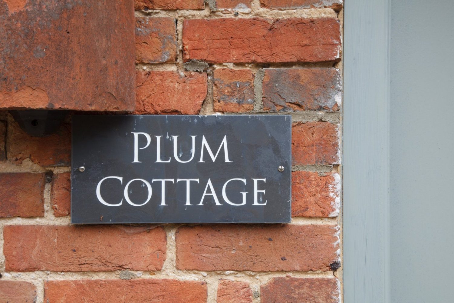 Plum Cottage sign.jpg
