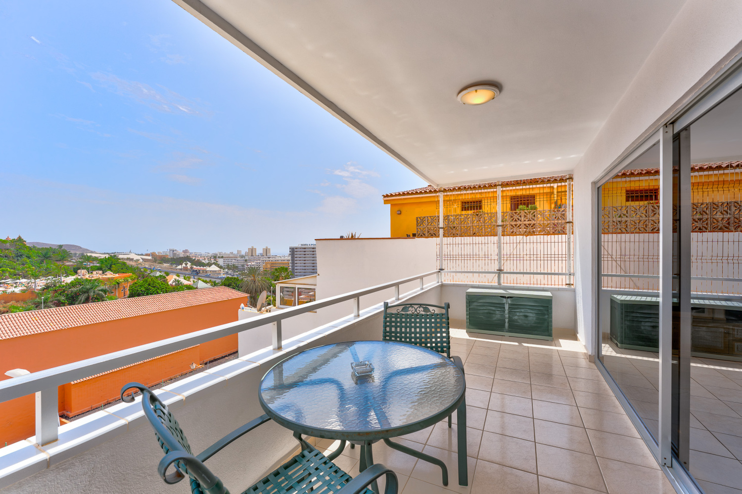 20230412 - Ermantovich - Costa Adeje - FV-1.jpg