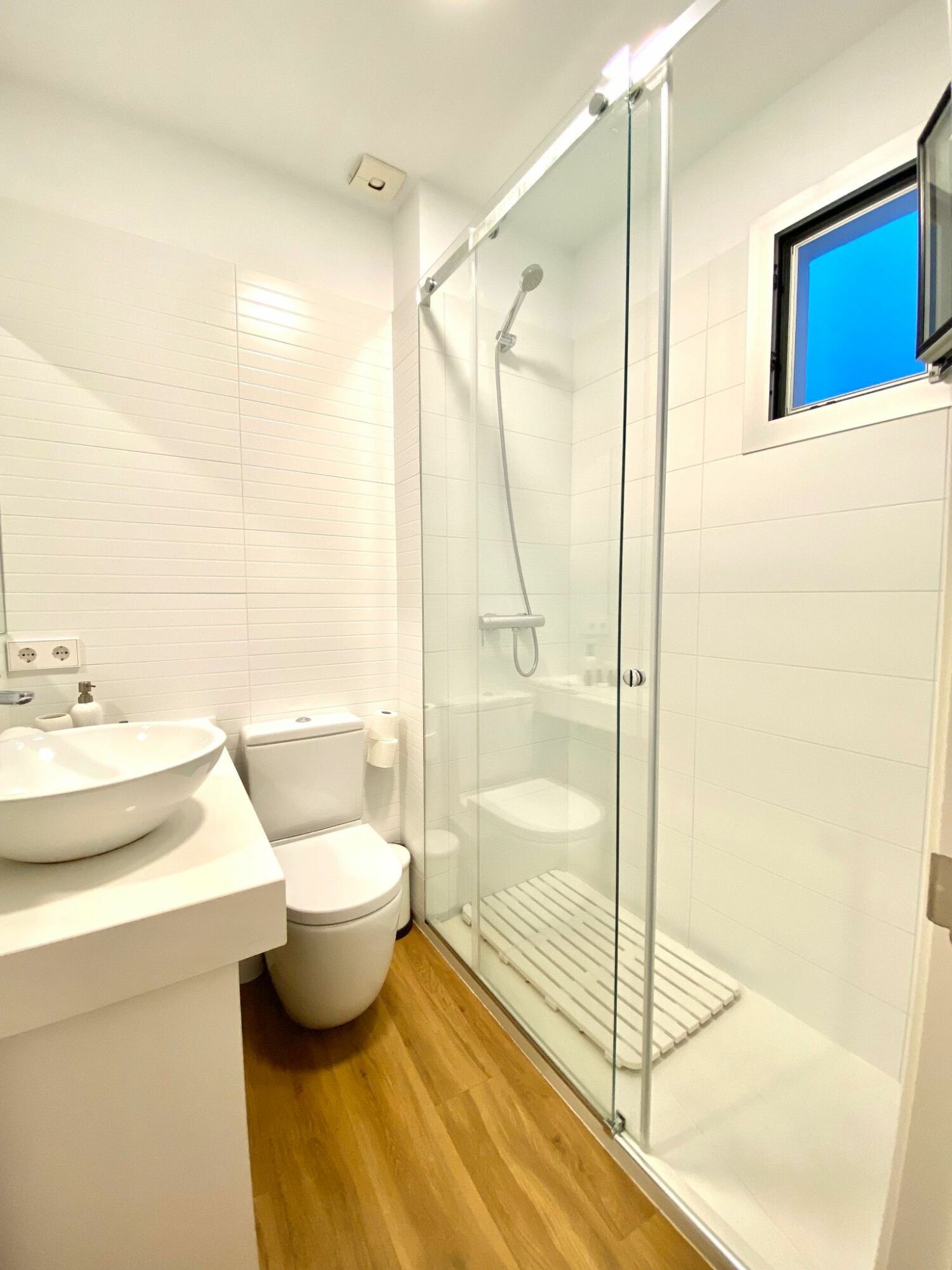 WhatsApp Image 2021-12-16 at 11.13.57 (1).jpeg