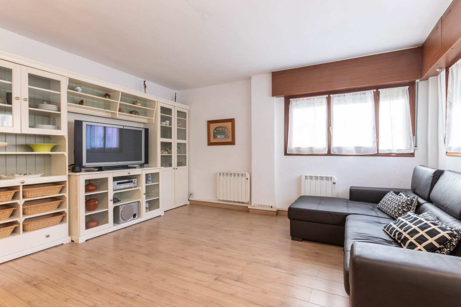 ETXIELACASA EBI260 MUNDAKA HOME (3).jpg