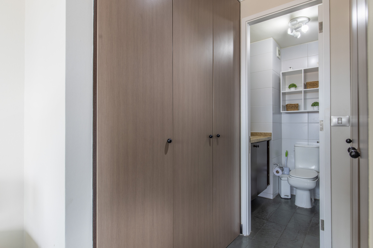 CXII120 d2002B (15).jpg