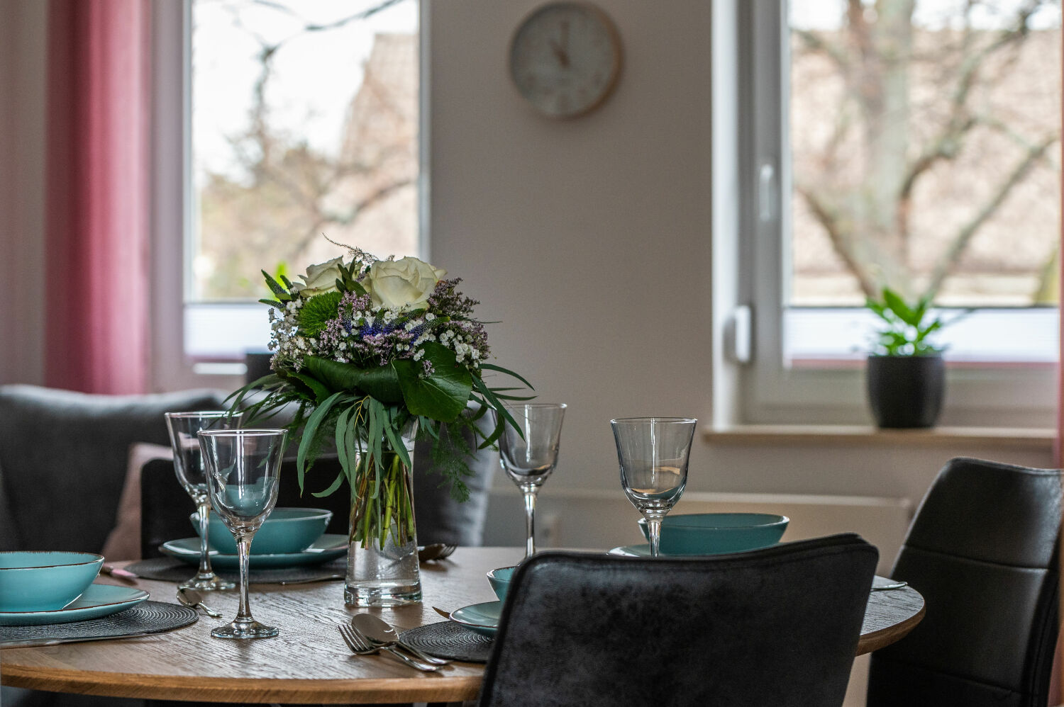 Wohnzimmer Esstisch.jpg