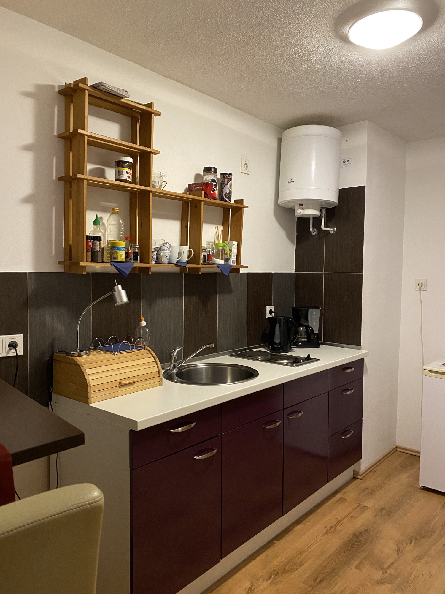 Küche_Blick aus Schlafzimmer.jpg