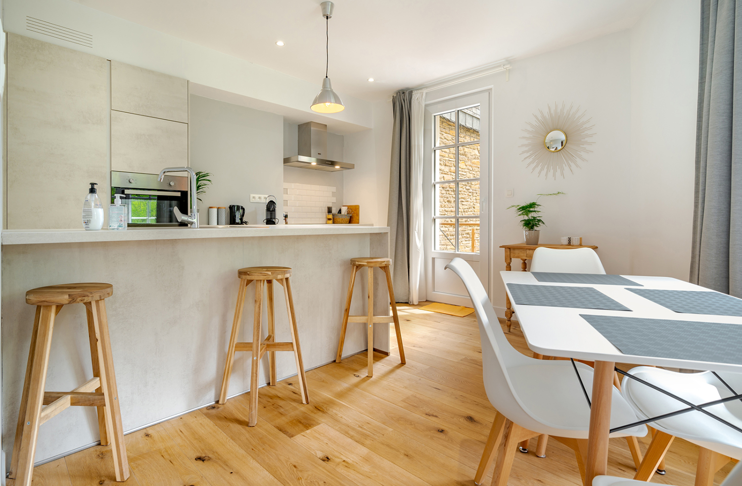 LRoOur-10-02 (5).jpg