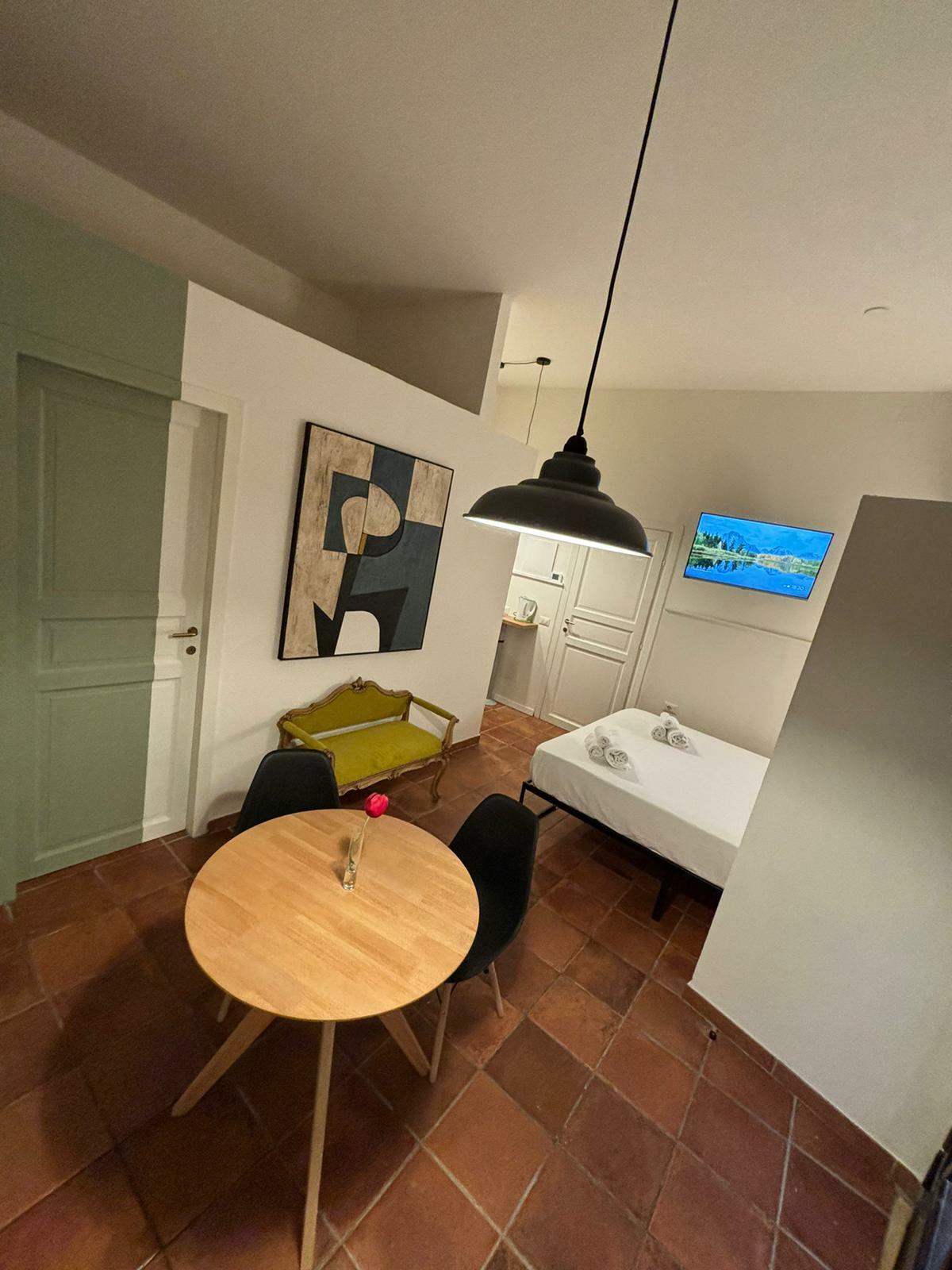 WhatsApp Image 2024-04-04 at 10.41.17 PM (1).jpeg