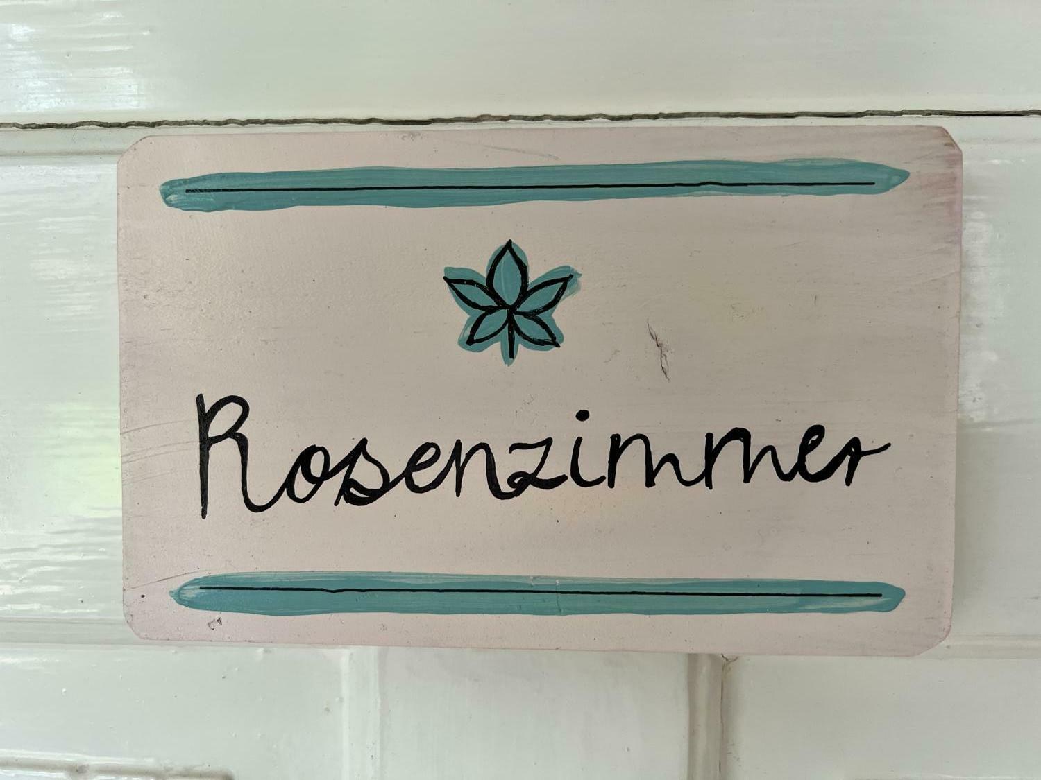 Zimmer-Rosenzimmer.jpg