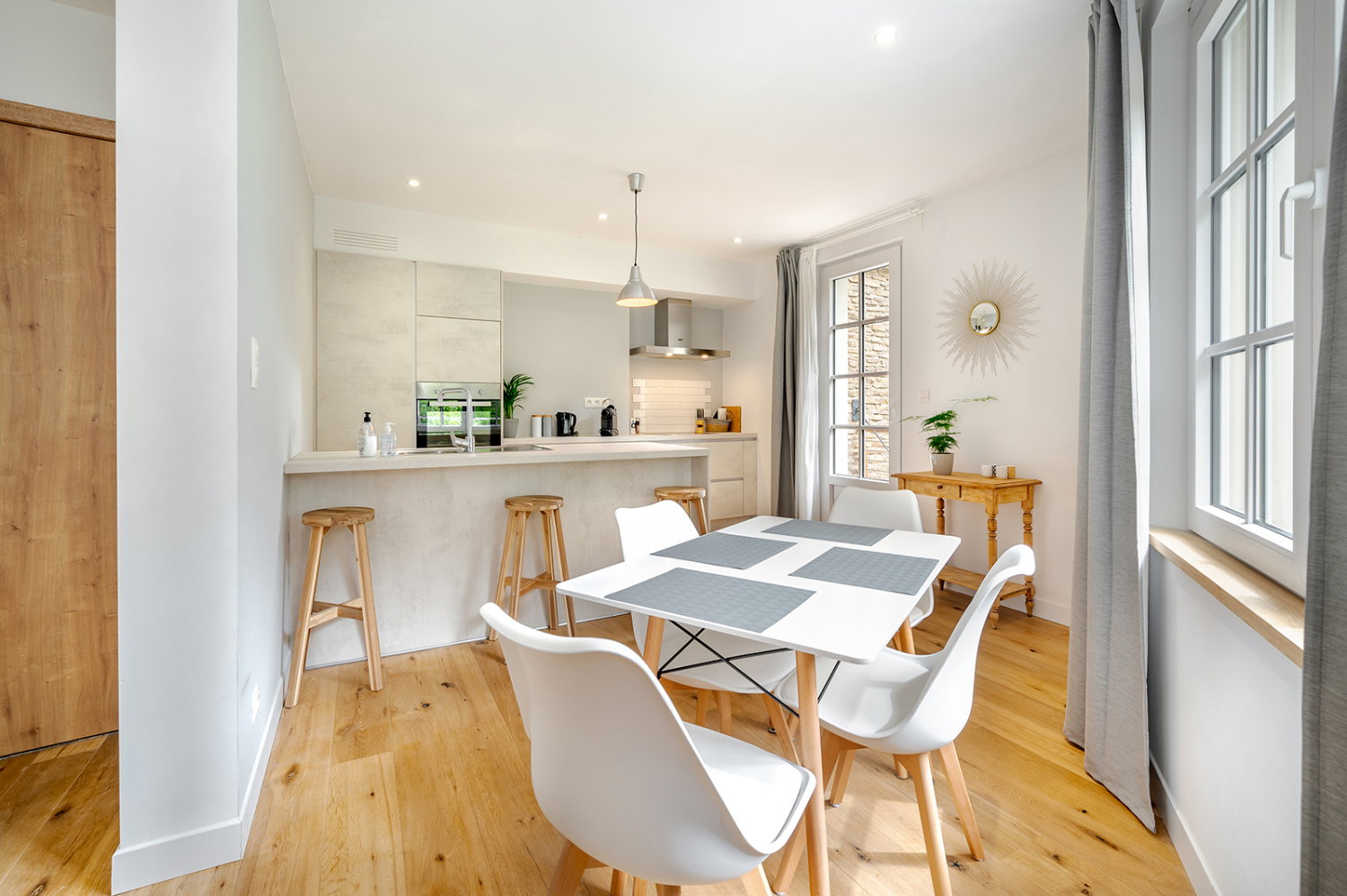 LRoOur-10-02 (11).jpg