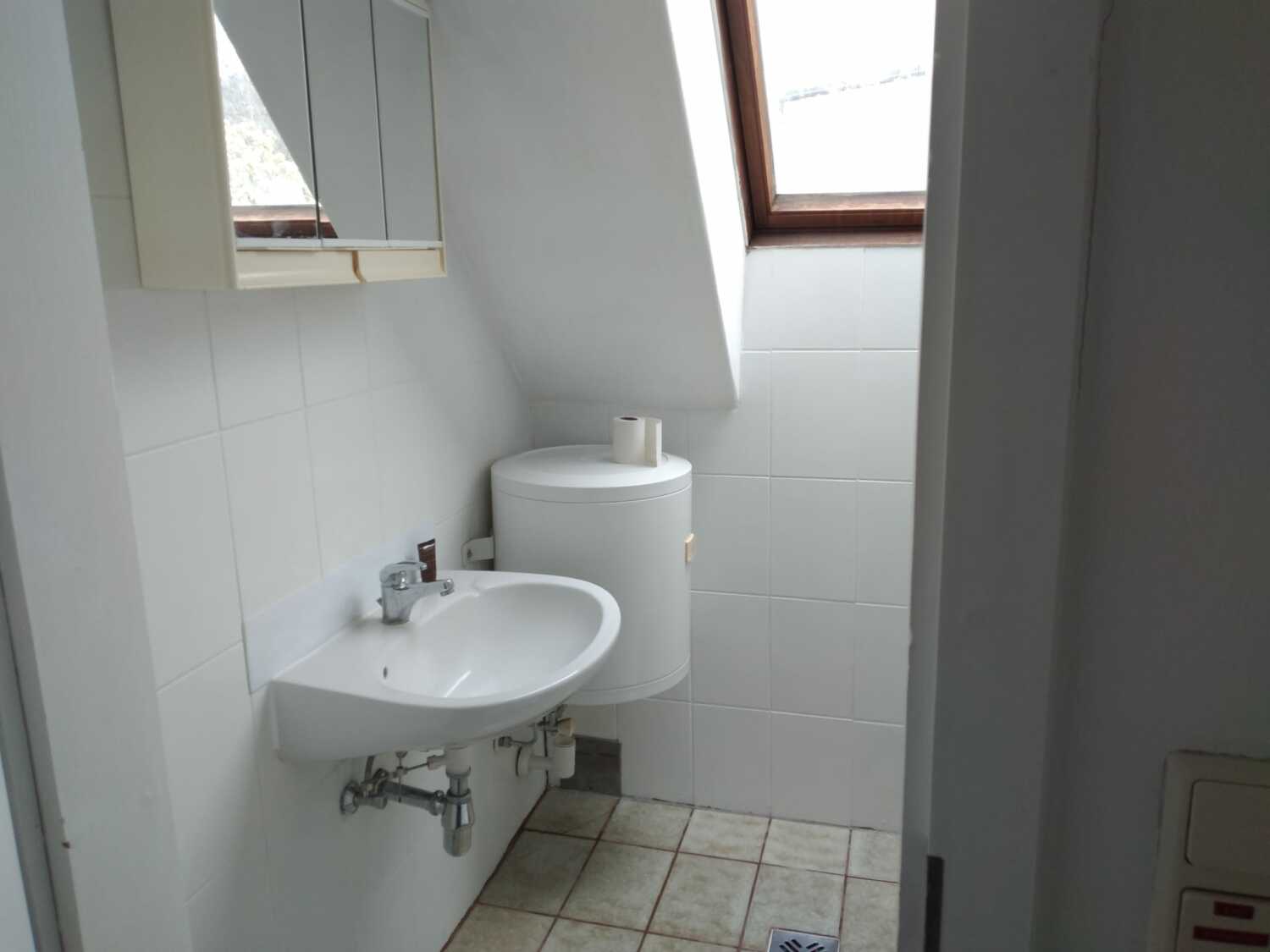 WhatsApp Image 2023-04-26 at 10.12.54(4).jpeg