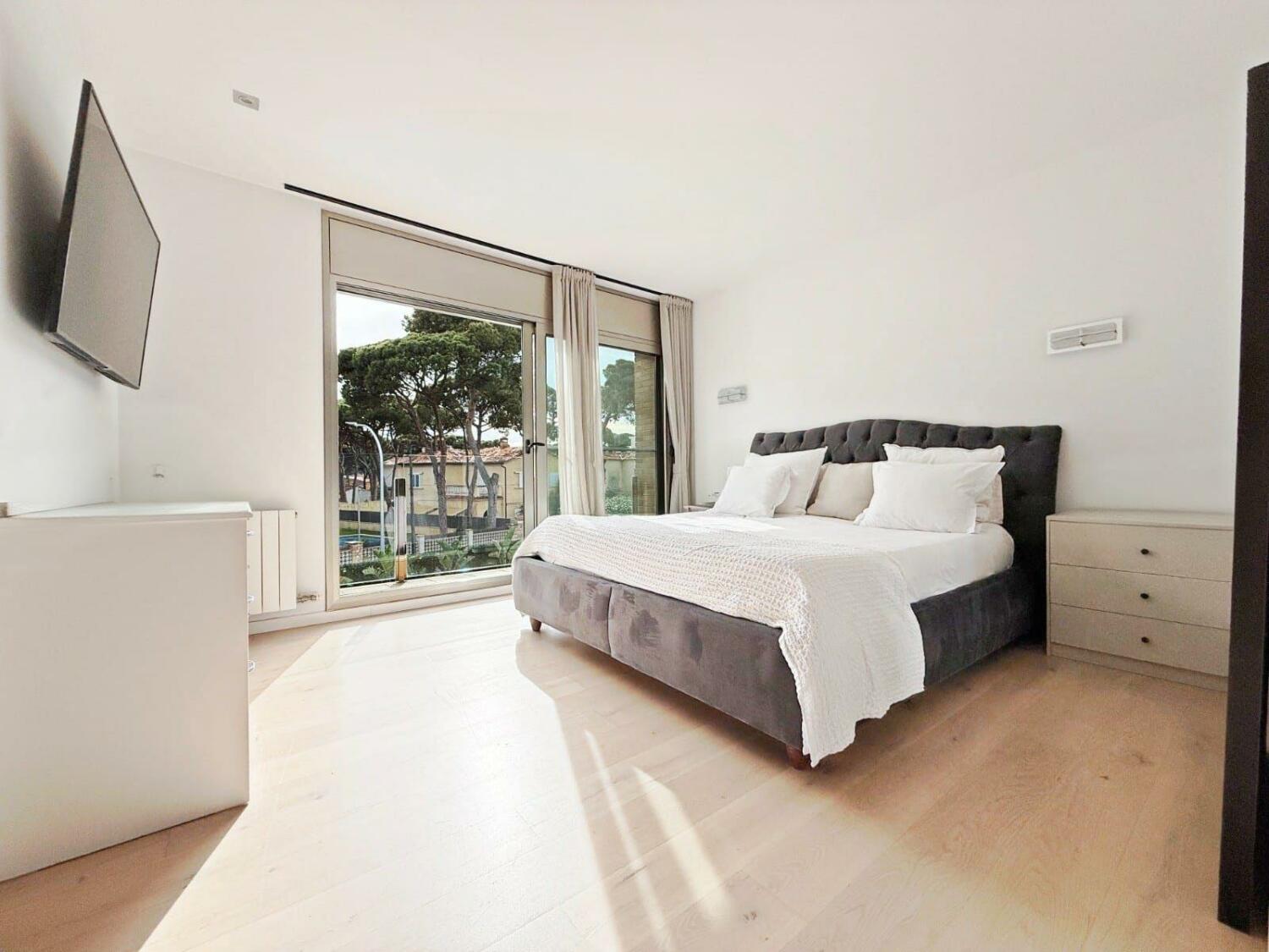 WhatsApp Image 2025-04-24 at 15.57.47 (2).jpeg