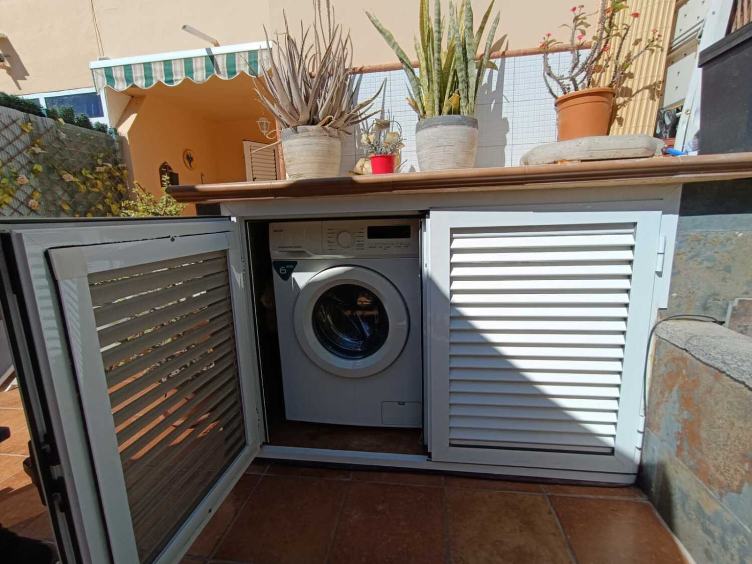 WhatsApp Image 2024-03-15 at 15.53.40 (1).jpeg