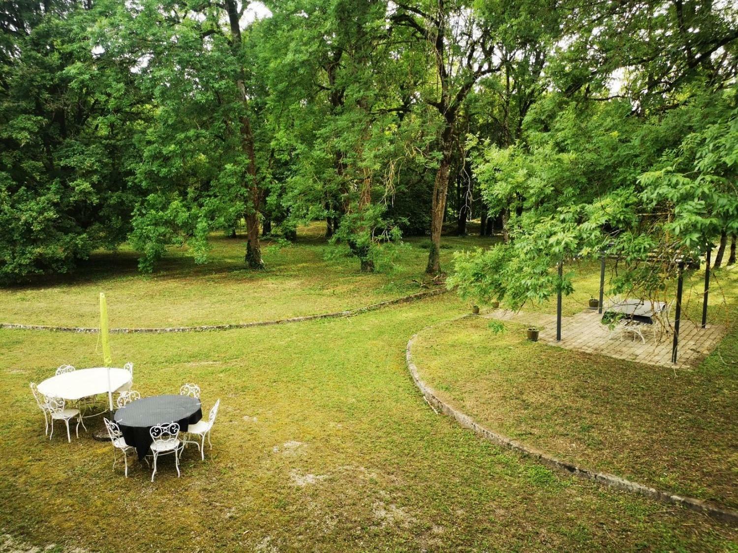 PARC MAISON BRESSON LIGHT.jpg