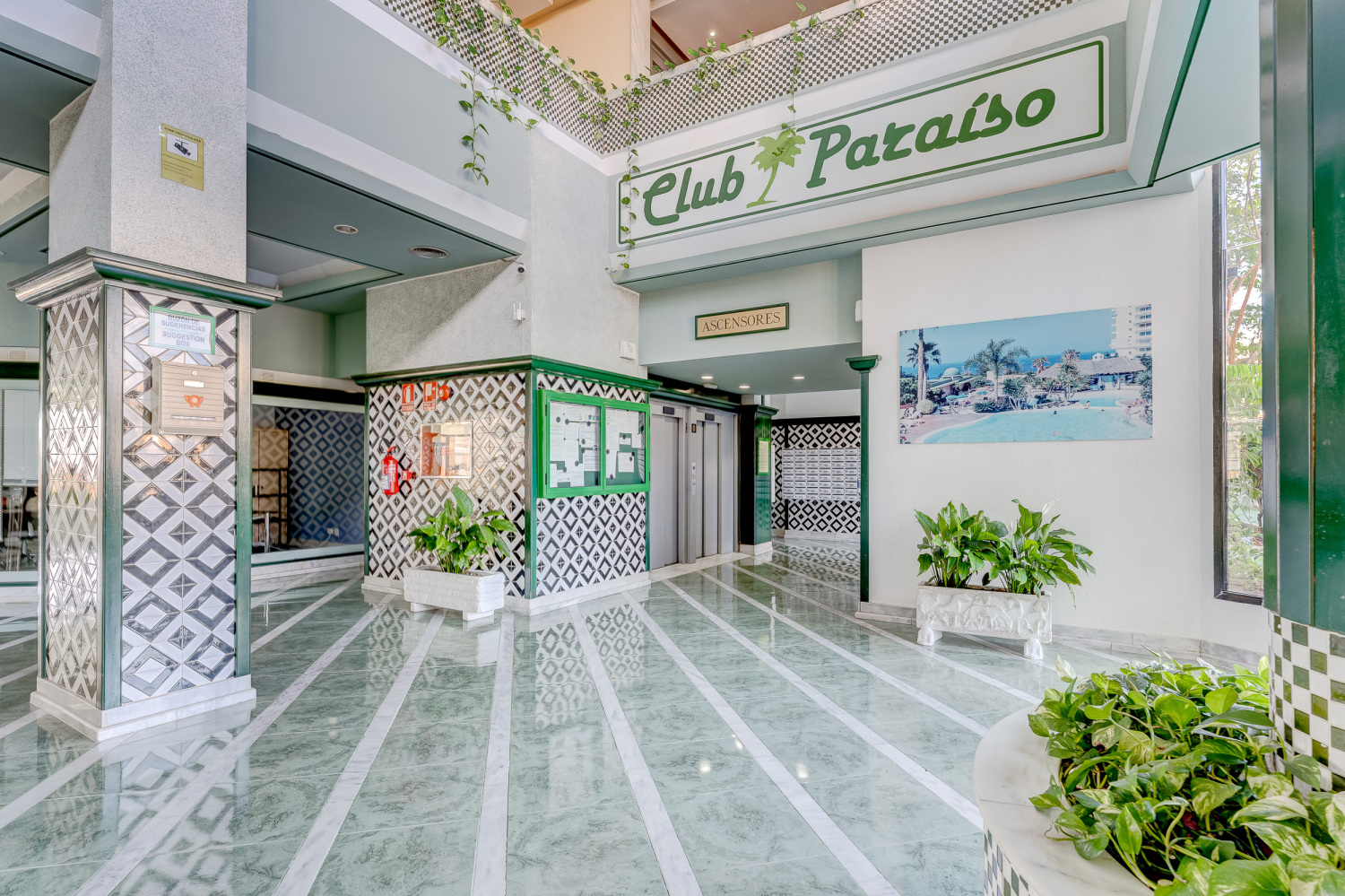 20230425 - 25 - Claudia - Club Paraiso - FV-19.jpg