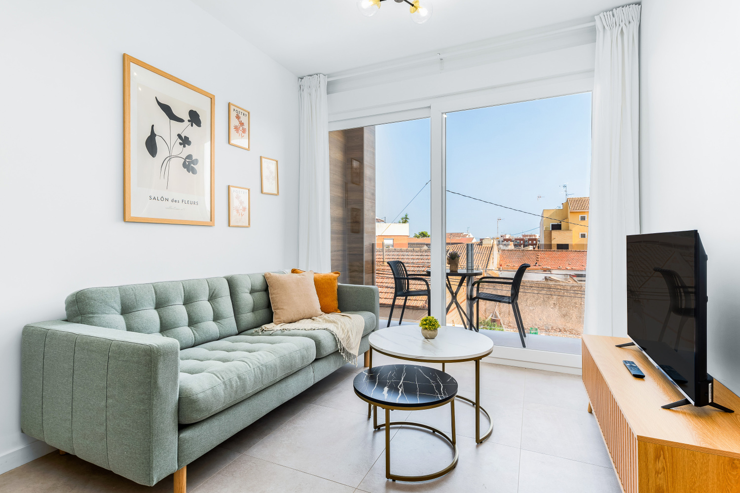 LA CALMA - Calle Oviedo 3 1º4 (2).jpg