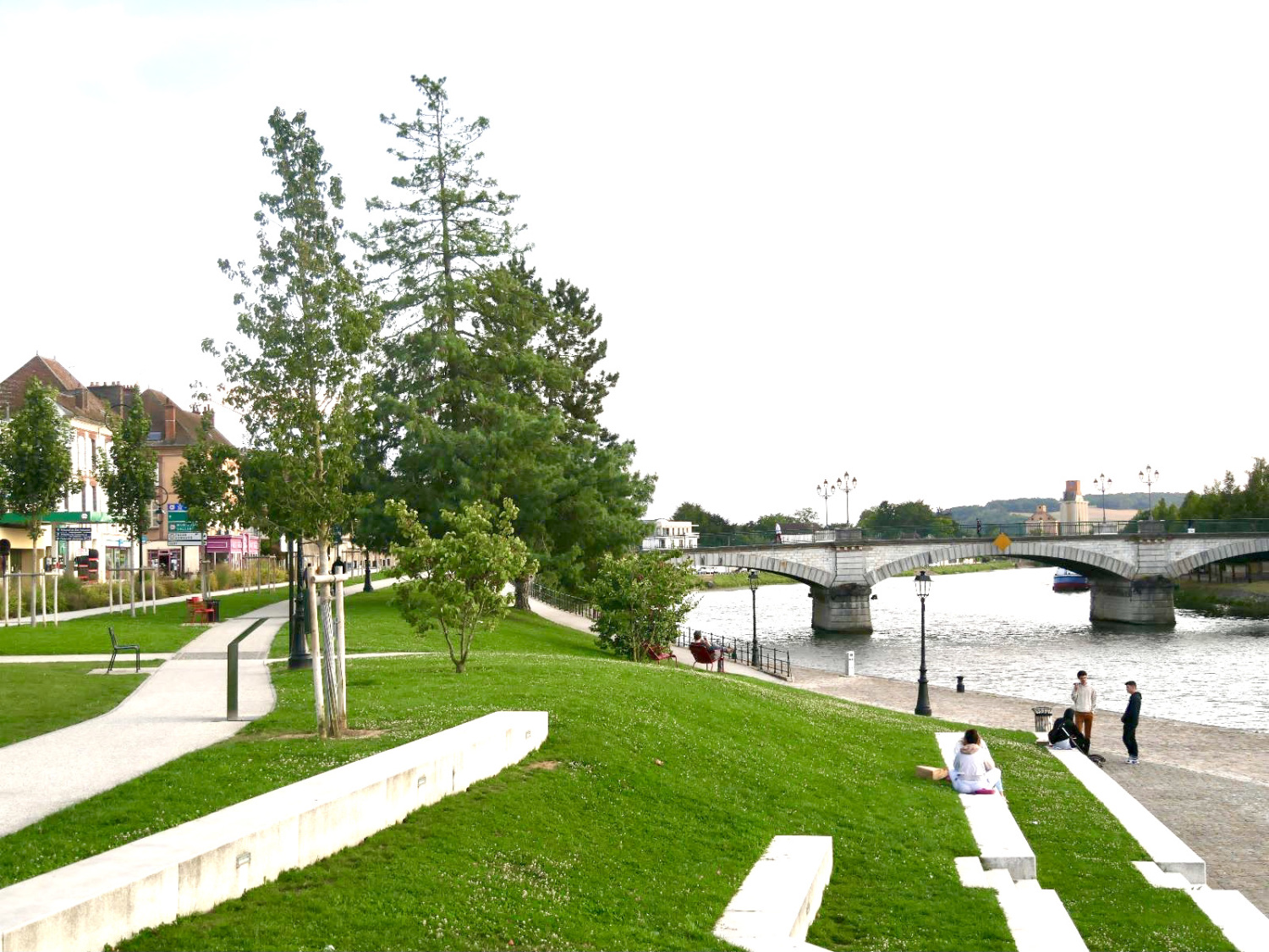 WhatsApp Image 2023-03-30 at 10.48.13 copie.jpeg